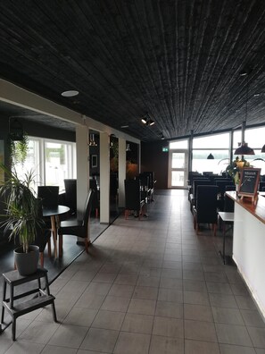 Lobby - Nordic Lapland Resort (Kalix)
