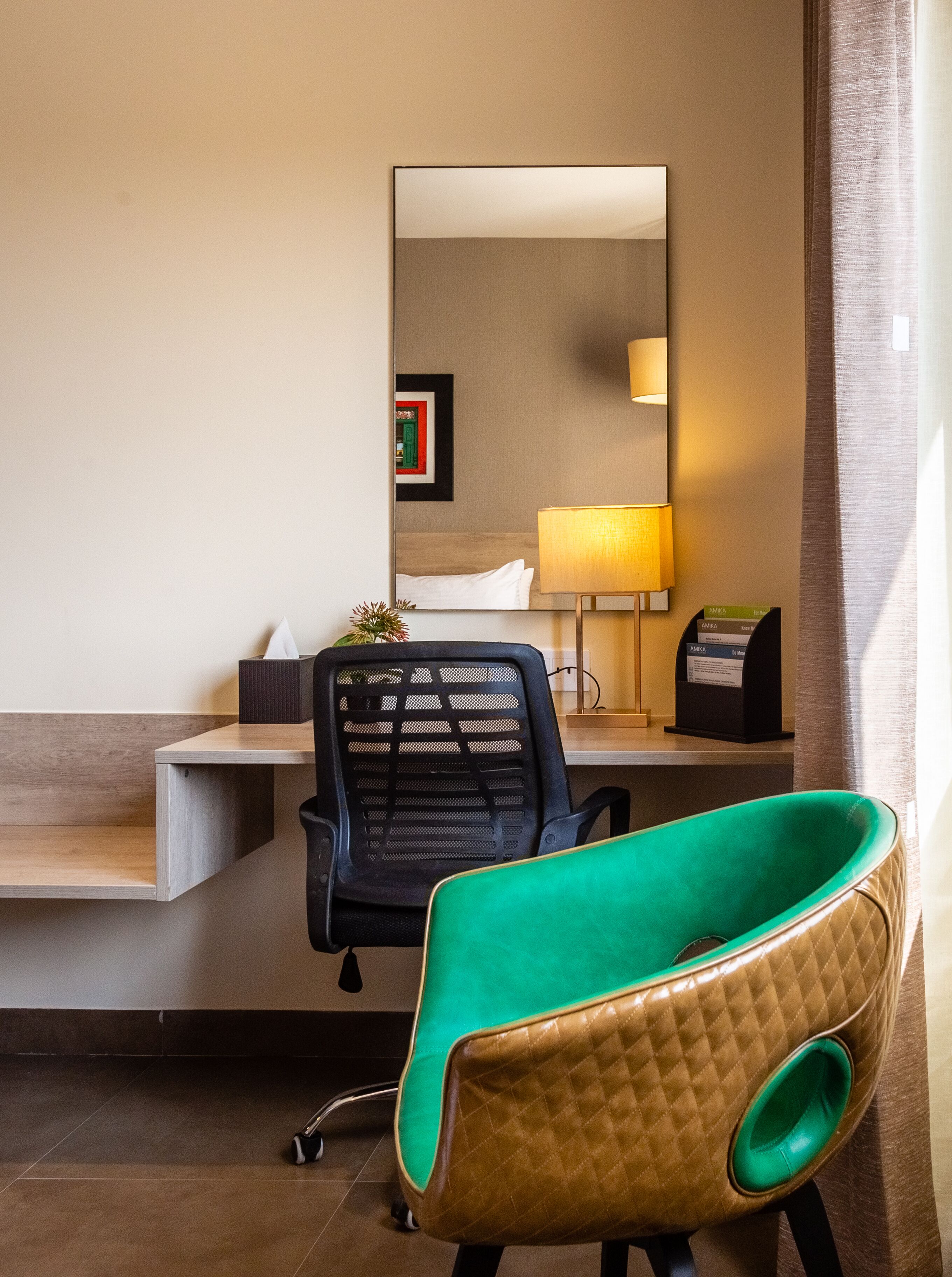 deluxe room, non smoking | 1 bedroom, hypo-allergenic bedding, minibar, in-room safe