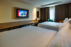 Hypo-allergenic bedding, minibar, in-room safe, desk - Amika Hotel - Madurai (Madurai)