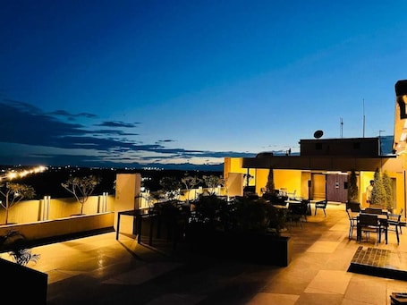 Terrasse/Patio. Amika Hotel - Madurai