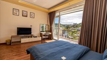 9 bedrooms, WiFi