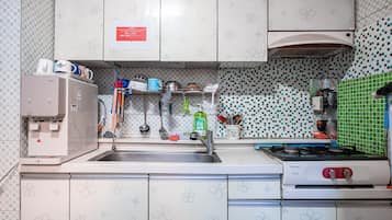 Economy Single Room, Women only, Non Smoking, Shared Bathroom (Safety Door Lock for Women) | Shared kitchen | Fridge, microwave