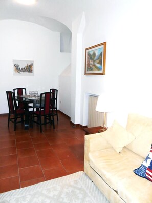 Living room - Germanico's House (Rome)