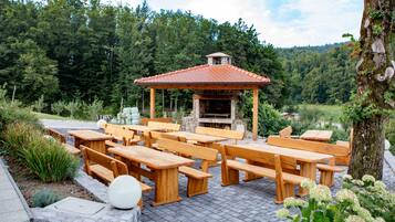 BBQ/picnic area
