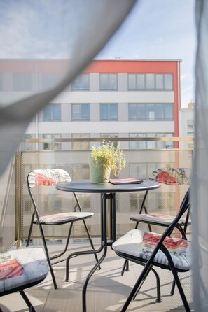 公寓 (0 Bedroom) | 室外用餐