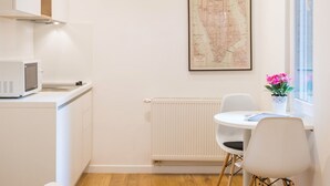 Apartment (0 Bedroom) | Dining - Cozy and Central Studio Near City Park Zrinjevac! (Zagreb)