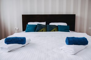 單棟房屋 (3 Bedrooms) | 3 間睡房、書桌、手提電腦工作空間、熨斗/熨衫板