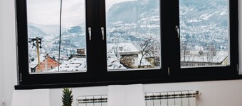 Luxury 3 Story House- Best View