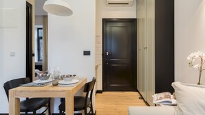 Studio (0 Bedroom) | Private kitchen | Stovetop - Modern studio apt near Croatian National Theater (Zagreb)