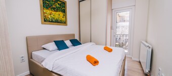 Modern Apartment Near Cathedral -best Location