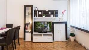 Apartment (1 Bedroom)