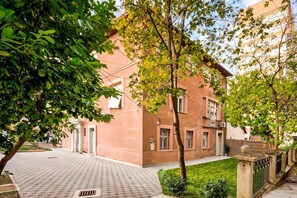 Exterior - Modern Duplex Close to City Center- Free Parking (Zagreb)