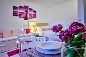 Desk, laptop workspace, iron/ironing board, free WiFi - Modern Duplex Close to City Center- Free Parking (Zagreb)