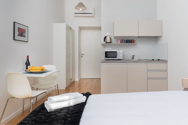 Studio, 1 Bedroom, Non Smoking (0 Bedroom) | Desk, laptop workspace, blackout curtains, soundproofing - Modern Studio Near Park Zrinjevac and Main Square (Zagreb)