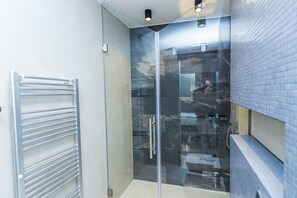 Apartment, 3 Bedrooms, Non Smoking, City View (3 Bedrooms) | Bathroom - Sunny Design Loft-best Location-amazing View (Sarajevo)