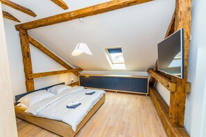 Apartment, 3 Bedrooms, Non Smoking, City View (3 Bedrooms) | 3 bedrooms, desk, laptop workspace, iron/ironing board