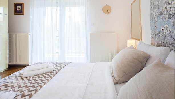 Apartment (2 Bedrooms) | 2 bedrooms, desk, laptop workspace, blackout drapes - Spacious 2bdr Apartment With Beautiful Terrace (Zagreb)