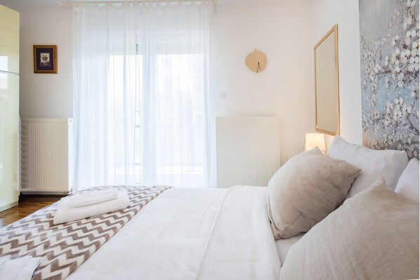 Appartement (2 Bedrooms) | 2 chambres, bureau, espace de travail pour ordinateur portable