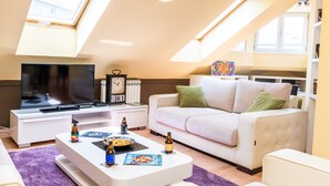 樓中樓客房 (2 Bedrooms) | 客廳