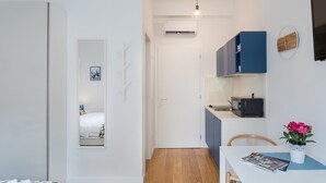 Studio (0 Bedroom) | Private kitchen - Bright and Newly Refurbished Studio Near Zrinjevac (Zagreb)