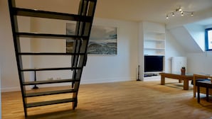 Unclassified image, 3 of 19, button - Unit 8 - Charming Loft Apt. Near Avenue Louise  (Brussels)