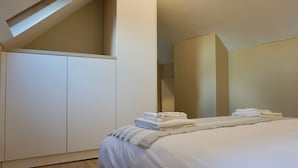 Unclassified image, 5 of 19, button - Unit 8 - Charming Loft Apt. Near Avenue Louise  (Brussels)