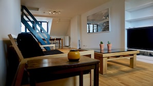 Unclassified image, 4 of 19, button - Unit 8 - Charming Loft Apt. Near Avenue Louise  (Brussels)