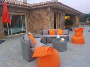Terrace/patio - Villa with pool in the heart of the rocks (Lecci)