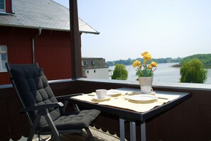 Huoneisto (06, incl. Cleaning and Service Fee) | Parveke