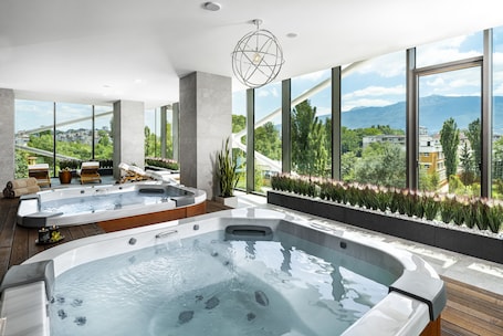 Tina de hidromasaje interior