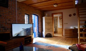 Family Apartment, 3 Bedrooms (incl. Cleaning & Service Fee) | Living area | Flat-screen TV - Haus Blankenese (Heringsdorf)