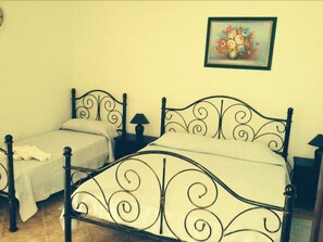Luxe beddengoed, individueel gedecoreerd, individueel gemeubileerd