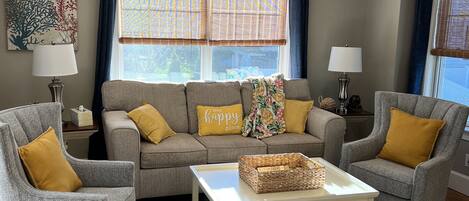 Smart-TV, Kamin, Bücher