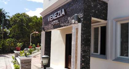 Venezia Suites Hotel Iloilo