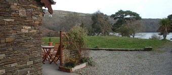 Lovely Sea View Apartment in Rineen - 4 Guests