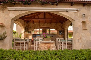 每日供应欧陆式早餐（每人 EUR 7）