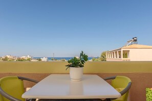 Doppelzimmer, Balkon, Meerblick | Balkon