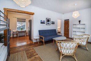 Comfort Apartment, 1 Bedroom | Living area