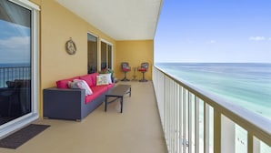 Appartement, Meerdere bedden, balkon, uitzicht op zee | Balkon