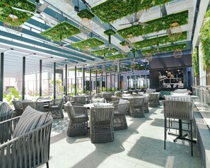 Poolside bar - Hyatt Regency Thrissur (Thrissur)