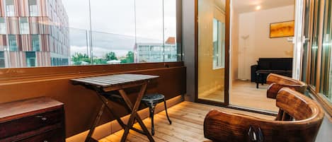 Apartment, 2 Bedrooms (Gullbrá) | Balcony