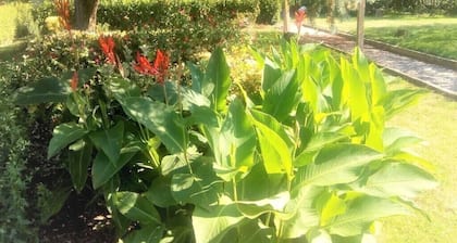 House in St MARCOUF, sleeps 10Near Ste MERE EGLISE