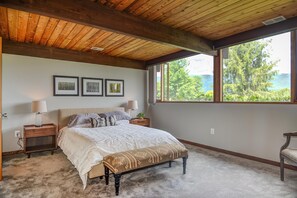 4 dormitorios, escritorio, tabla de planchar con plancha y wifi