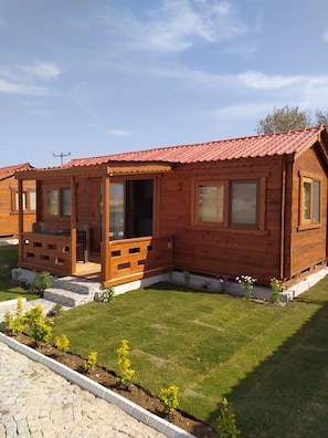 Front of property - Rıdvan Apart Evleri (Urla)