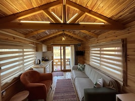 Casa na árvore conforto | Área de estar | TV LCD