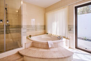 Vasca, asciugacapelli, bidet, asciugamani