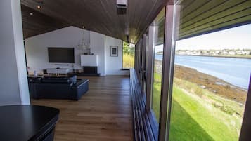 Villa, 6 Bedrooms | View from room