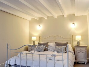 3 habitaciones, wifi gratis y ropa de cama 
