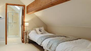 3 habitaciones, wifi gratis y ropa de cama