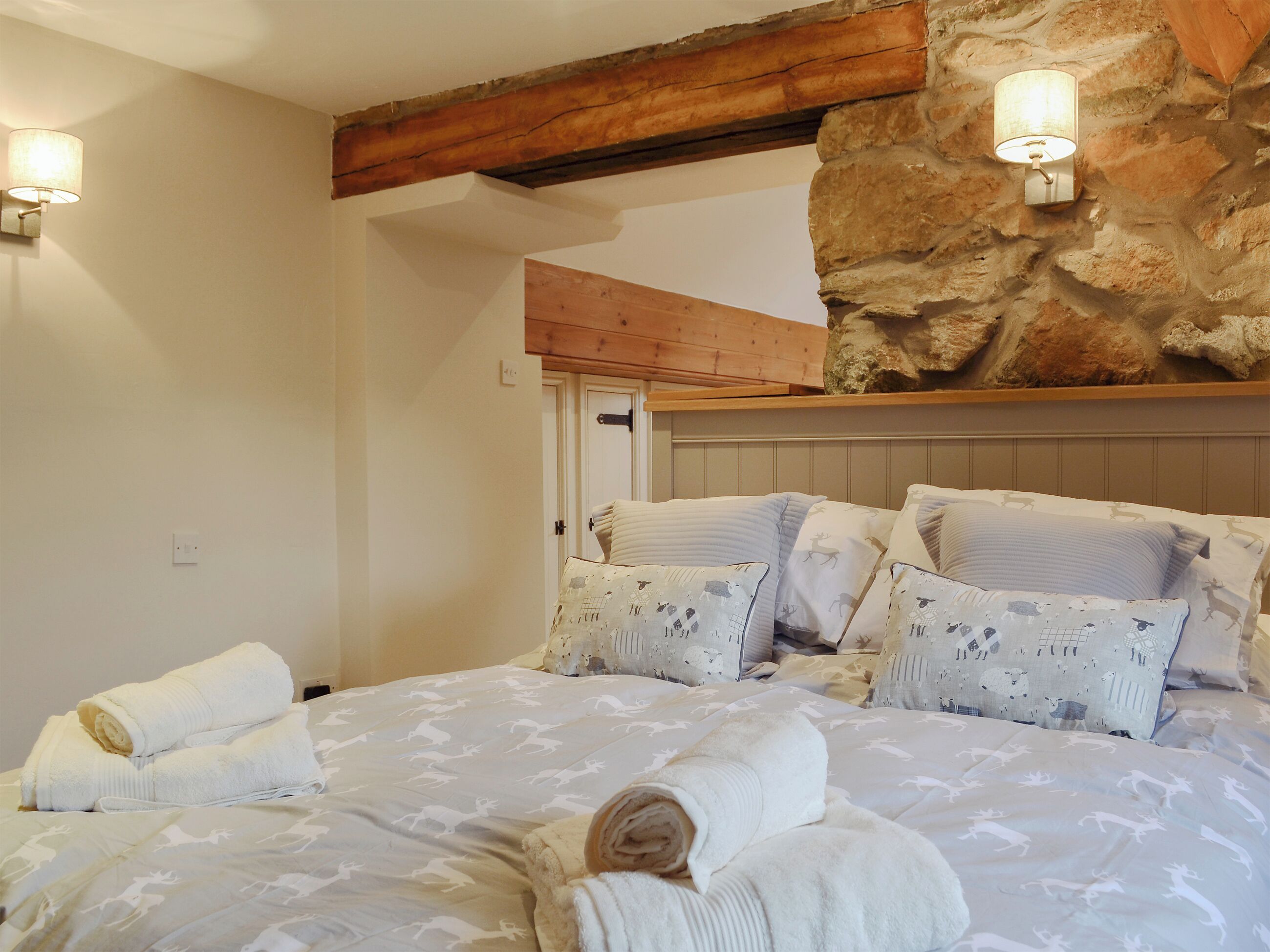 3 Schlafzimmer, kostenloses WLAN, Bettwäsche